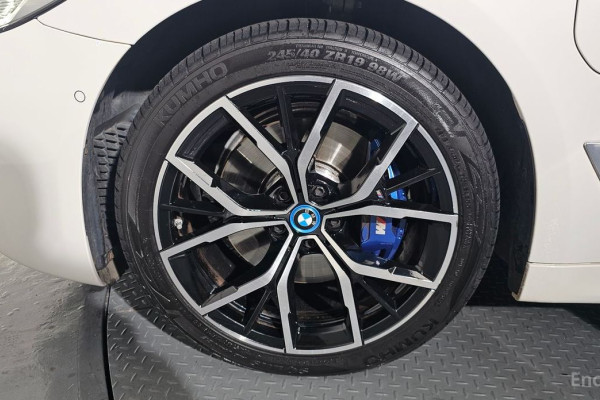 2022 BMW 5 серии с пробегом 59 266 км