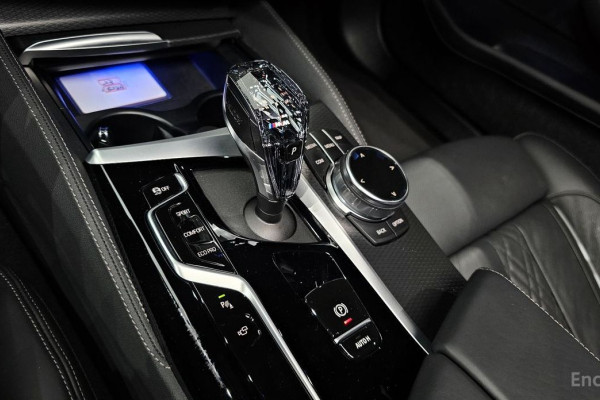 2023 BMW 5 серии с пробегом 21 553 км