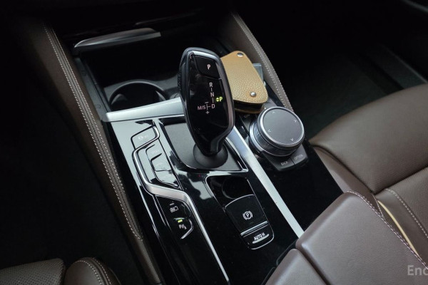 2022 BMW 5 серии с пробегом 59 392 км