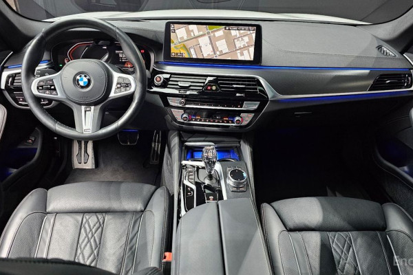 2023 BMW 5 серии с пробегом 21 553 км