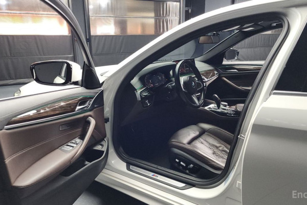 2022 BMW 5 серии с пробегом 96 060 км