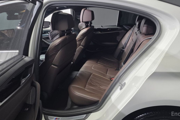 2022 BMW 5 серии с пробегом 59 392 км