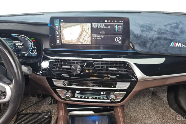 2022 BMW 5 серии с пробегом 59 266 км