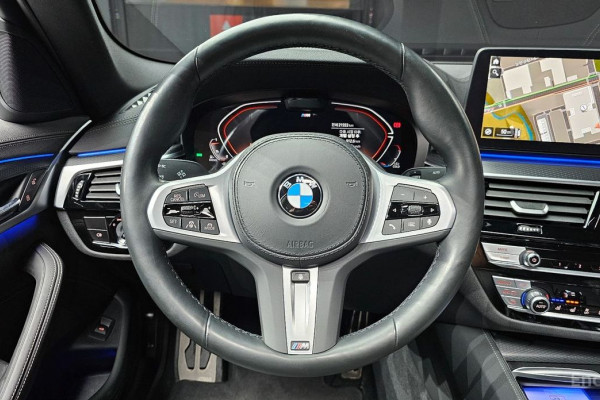 2023 BMW 5 серии с пробегом 21 553 км