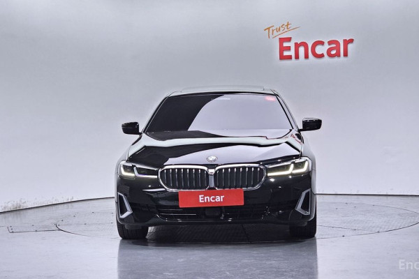 2022 BMW 5 серии с пробегом 65 753 км