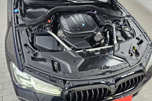 2022 BMW 5 серии с пробегом 55 290 км