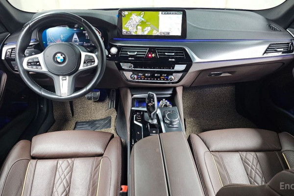 2022 BMW 5 серии с пробегом 55 290 км