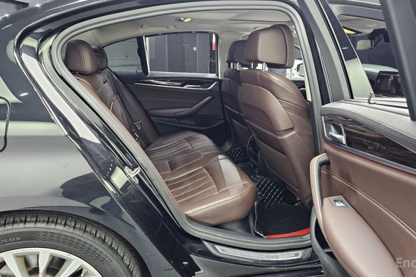 2022 BMW 5 серии с пробегом 65 753 км