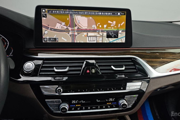 2022 BMW 5 серии с пробегом 65 753 км