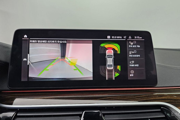 2022 BMW 5 серии с пробегом 65 753 км