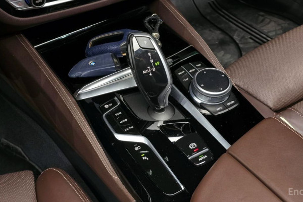 2022 BMW 5 серии с пробегом 57 935 км