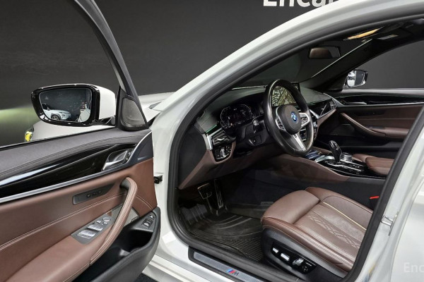 2022 BMW 5 серии с пробегом 57 935 км