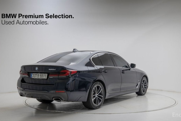 2022 BMW 5 серии с пробегом 87 237 км