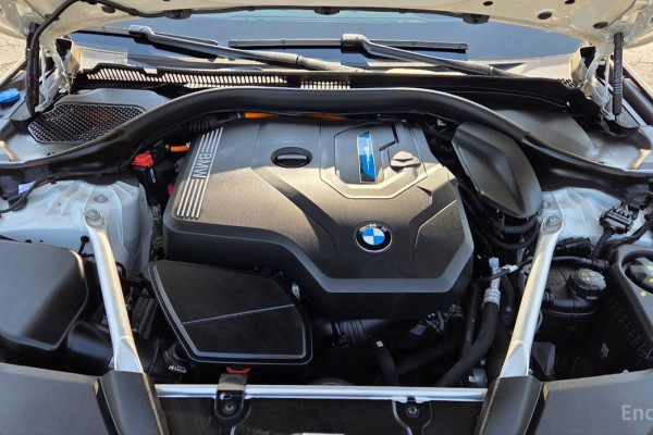 2023 BMW 5 серии с пробегом 26 064 км