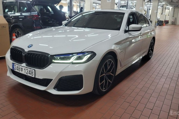 2023 BMW 5 серии с пробегом 53 338 км