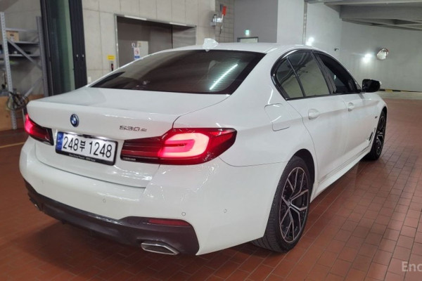 2023 BMW 5 серии с пробегом 53 338 км