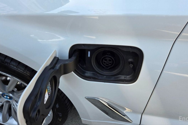 2023 BMW 5 серии с пробегом 26 064 км