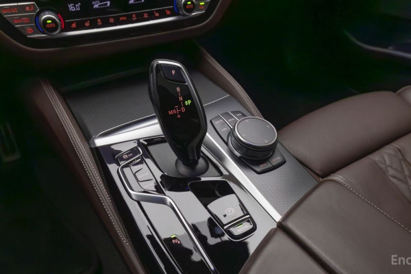 2022 BMW 5 серии с пробегом 87 237 км