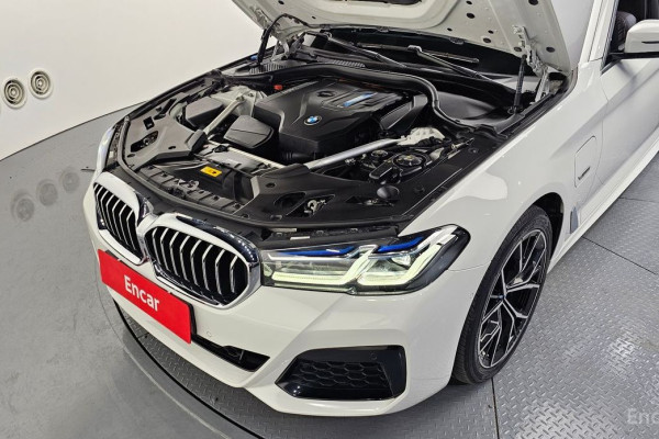 2023 BMW 5 серии с пробегом 83 572 км