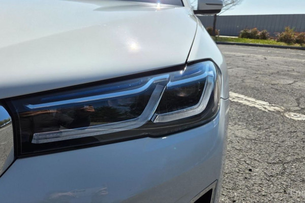 2023 BMW 5 серии с пробегом 26 064 км