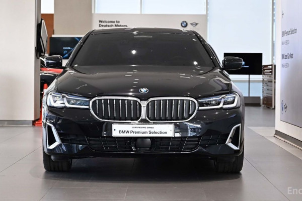 2022 BMW 5 серии с пробегом 9 139 км