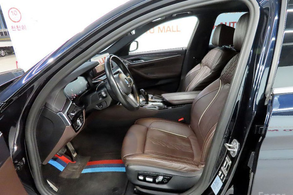 2022 BMW 5 серии с пробегом 67 169 км