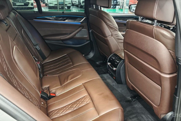 2022 BMW 5 серии с пробегом 34 690 км