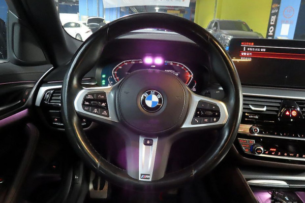 2022 BMW 5 серии с пробегом 67 169 км