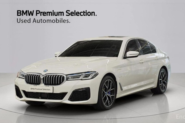 2022 BMW 5 серии с пробегом 34 690 км