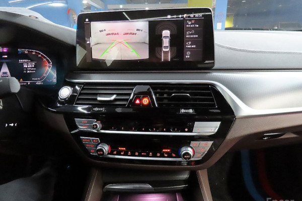 2022 BMW 5 серии с пробегом 67 169 км