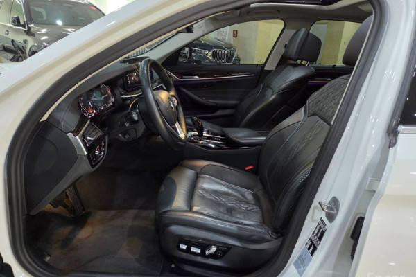 2023 BMW 5 серии с пробегом 75 763 км