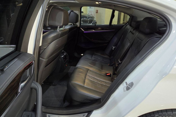 2023 BMW 5 серии с пробегом 75 763 км