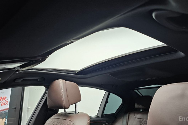 2023 BMW 5 серии с пробегом 109 347 км