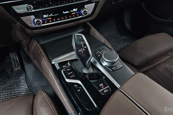 2023 BMW 5 серии с пробегом 71 120 км