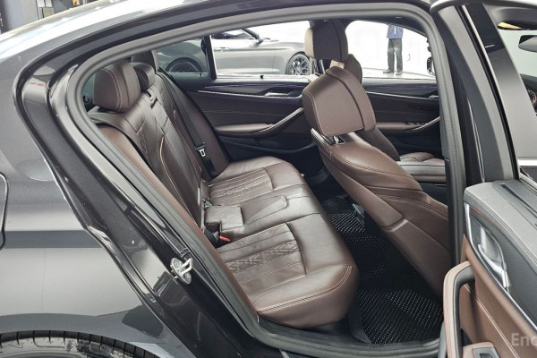 2023 BMW 5 серии с пробегом 71 120 км