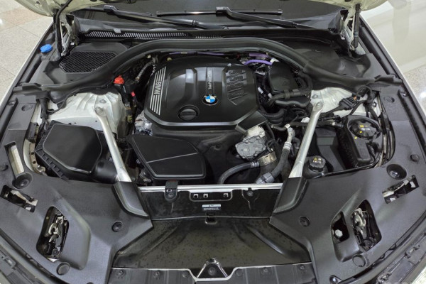 2023 BMW 5 серии с пробегом 75 763 км