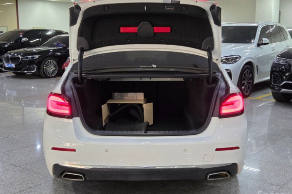 2023 BMW 5 серии с пробегом 75 763 км