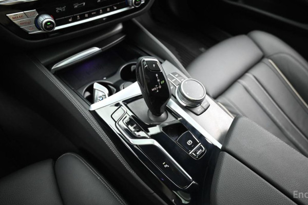 2022 BMW 5 серии с пробегом 24 514 км