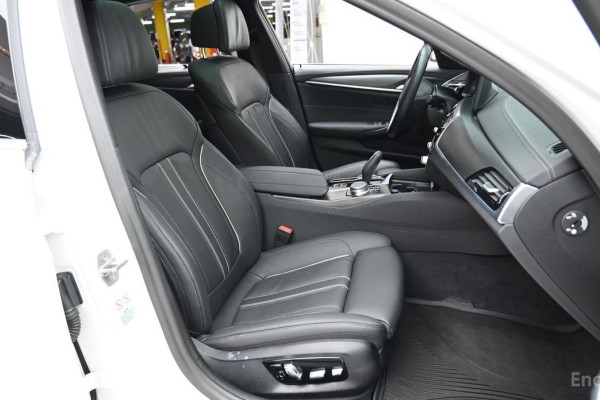 2022 BMW 5 серии с пробегом 24 514 км