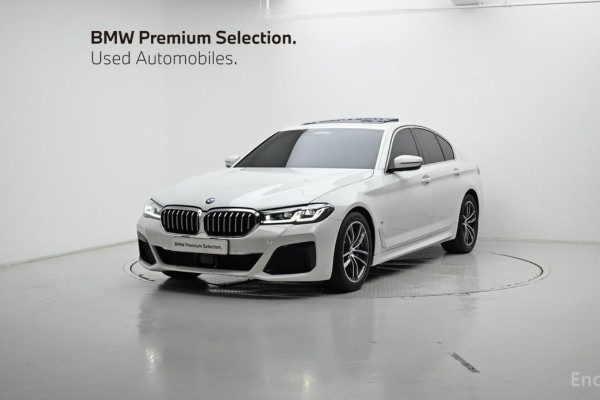 2022 BMW 5 серии с пробегом 24 514 км