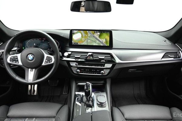 2022 BMW 5 серии с пробегом 24 514 км