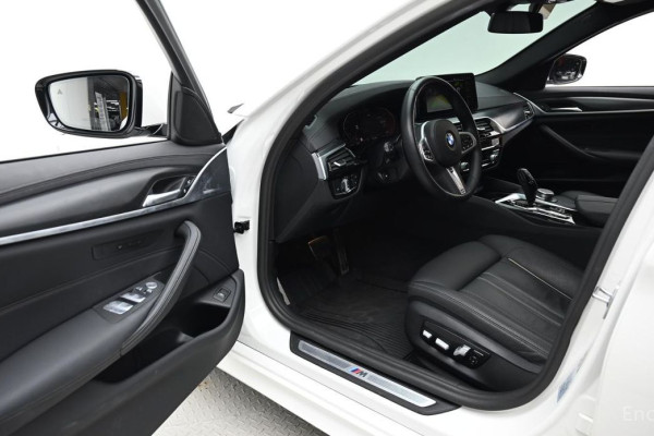 2022 BMW 5 серии с пробегом 24 514 км