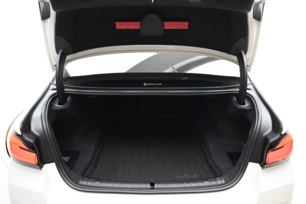 2022 BMW 5 серии с пробегом 24 514 км