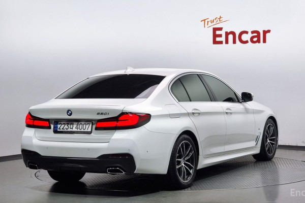 2022 BMW 5 серии с пробегом 41 766 км
