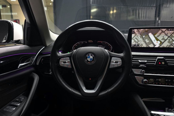 2022 BMW 5 серии с пробегом 59 319 км