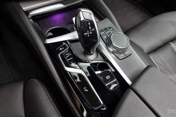 2022 BMW 5 серии с пробегом 41 766 км