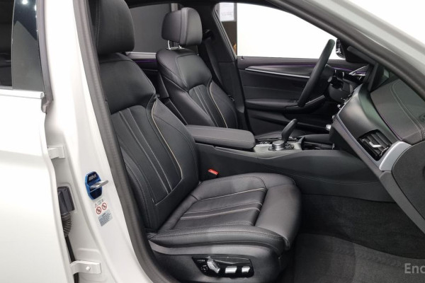 2022 BMW 5 серии с пробегом 41 766 км