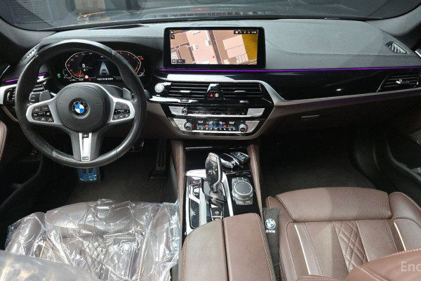 2022 BMW 5 серии с пробегом 52 648 км