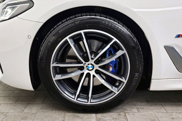 2022 BMW 5 серии с пробегом 80 435 км