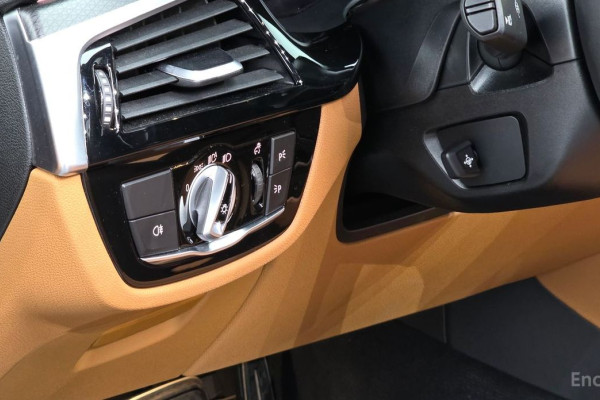 2022 BMW 5 серии с пробегом 43 094 км